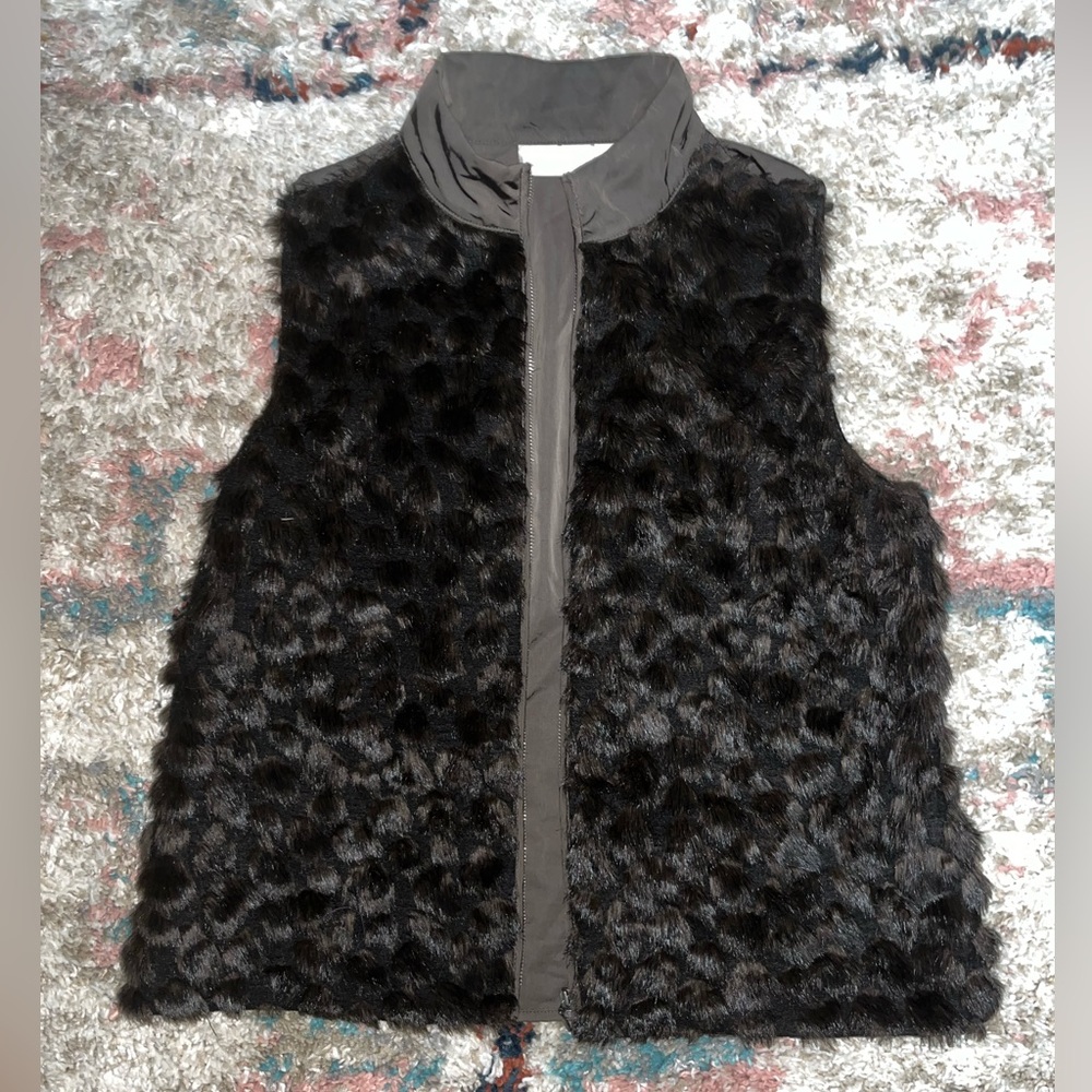 Fur vest